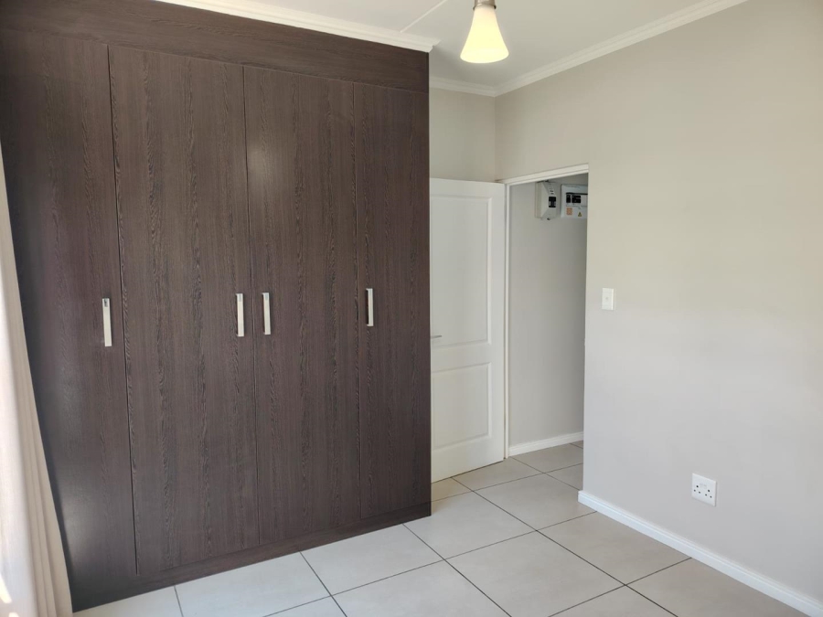 To Let 3 Bedroom Property for Rent in De Velde Western Cape
